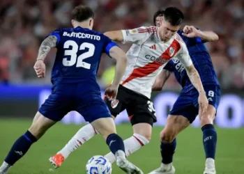 Todo sobre River vs Talleres: Hora, TV y Formaciones